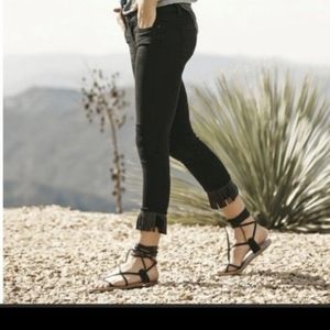 RARE Paige Verdugo Ankle jeans